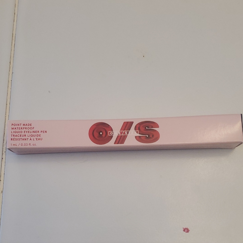 Point MadeWaterproof Liquid Eyeliner Pen